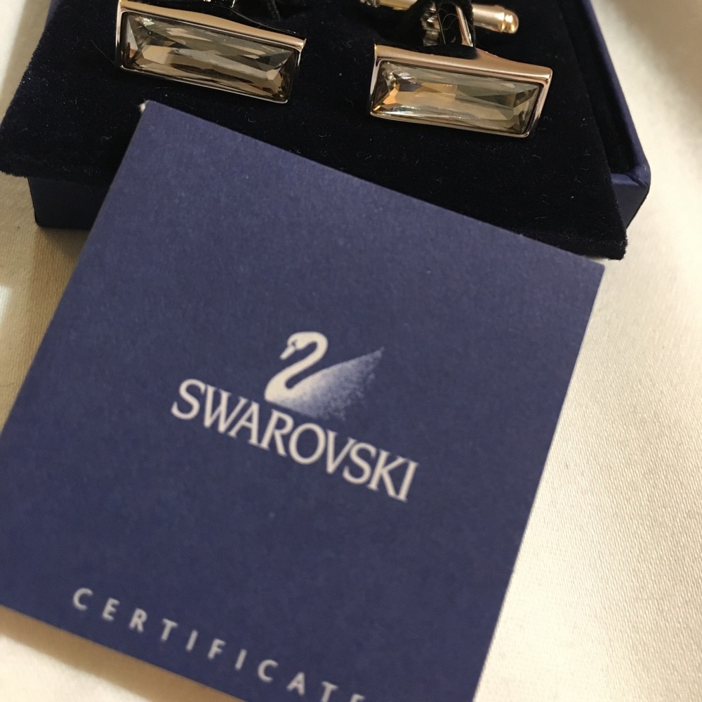 Swarovski Crystal Rectangular Cufflinks - image 3